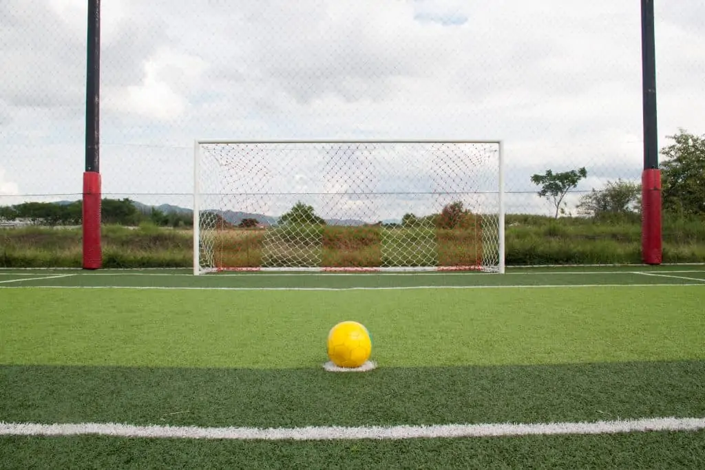 penalty kick soccer