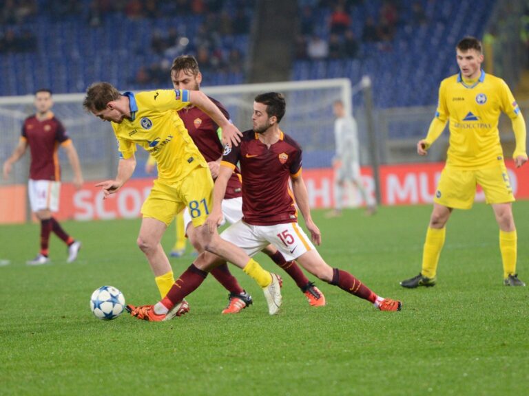 ITALY Rome AS Roma have now progressed to the last 16 in the European Champions League after a goalless draw against BATE Borisov at the Olympic Stadium in Rome on December 9 2015. ○ Soccer Blade