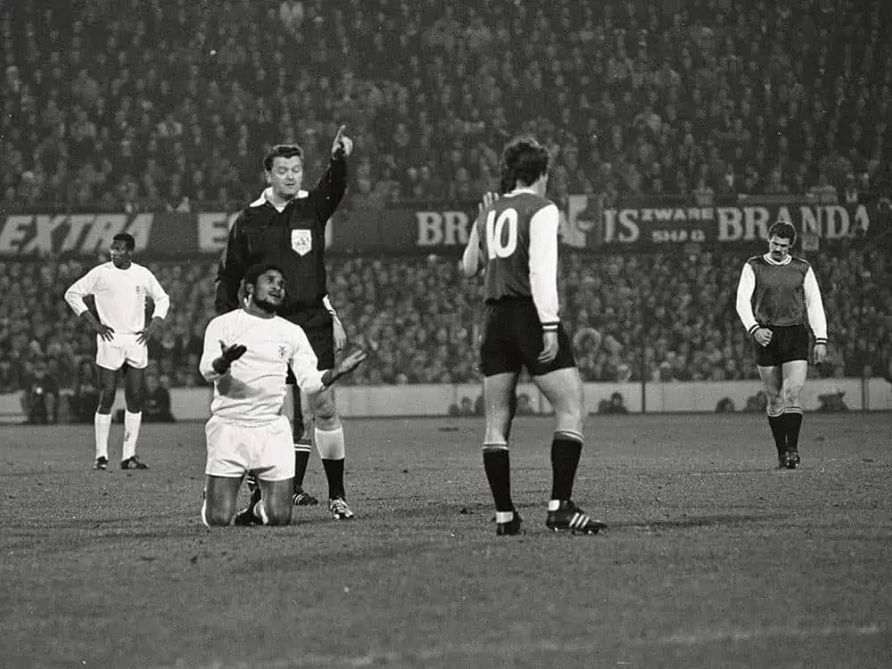 Feyenoord V.s Benfica 1 0 Europa Cup I Eusebio On his knees