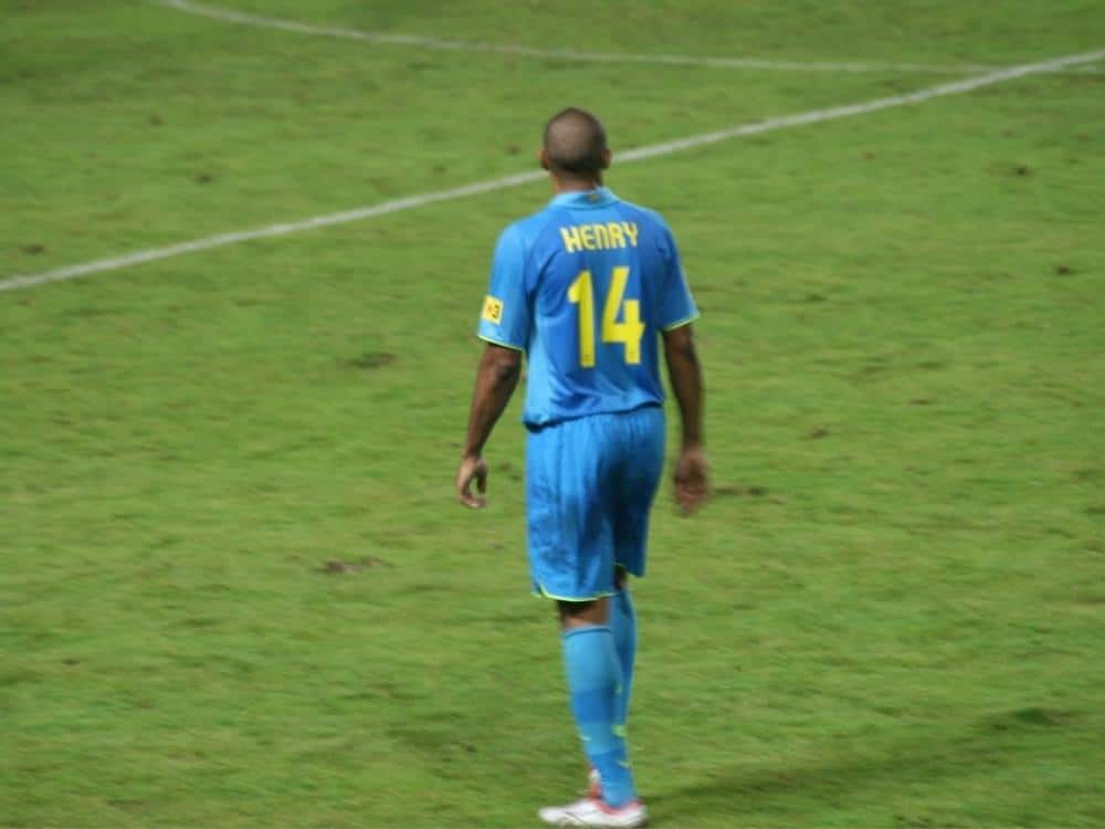 Henry playing for Barcelona FC