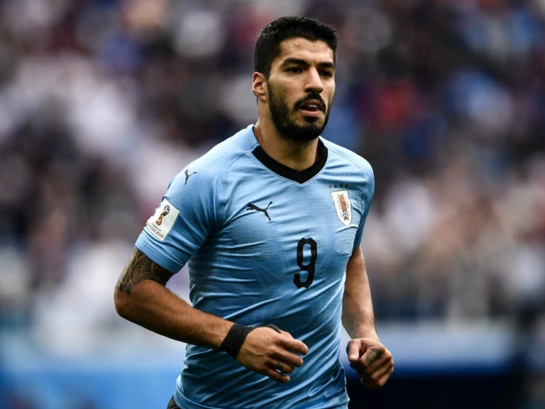 Luis Suarez of Uruguay reacts as he competes against France in their quarterfinal match during the 2018 FIFA World Cup